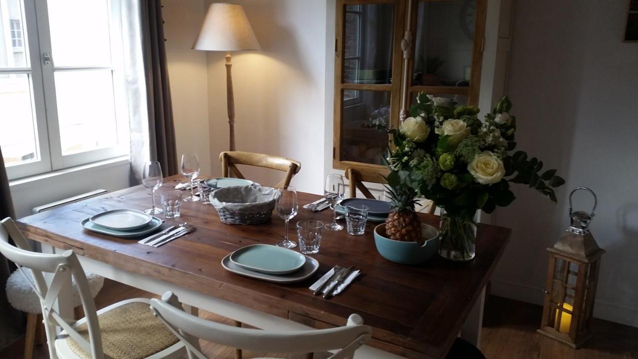 Pause Chez Julien, Lumineux Et Idealement Situe! Appartement *
